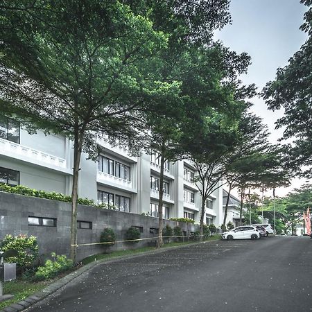 Harris Hotel & Conventions Malang Kültér fotó