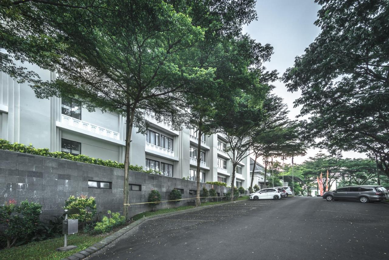 Harris Hotel & Conventions Malang Kültér fotó
