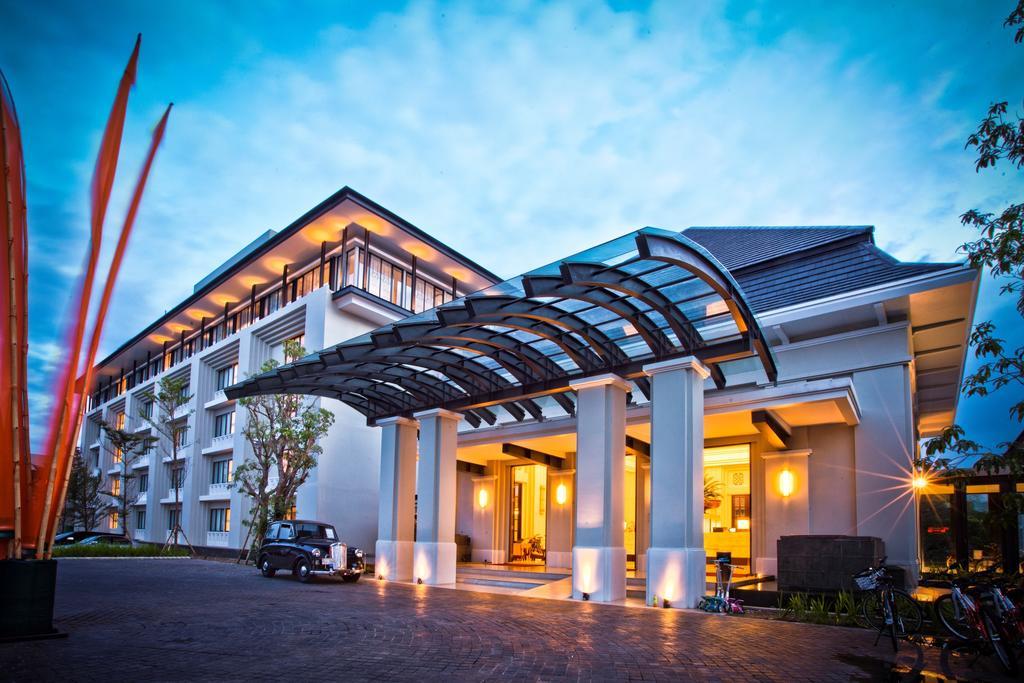 Harris Hotel & Conventions Malang Kültér fotó