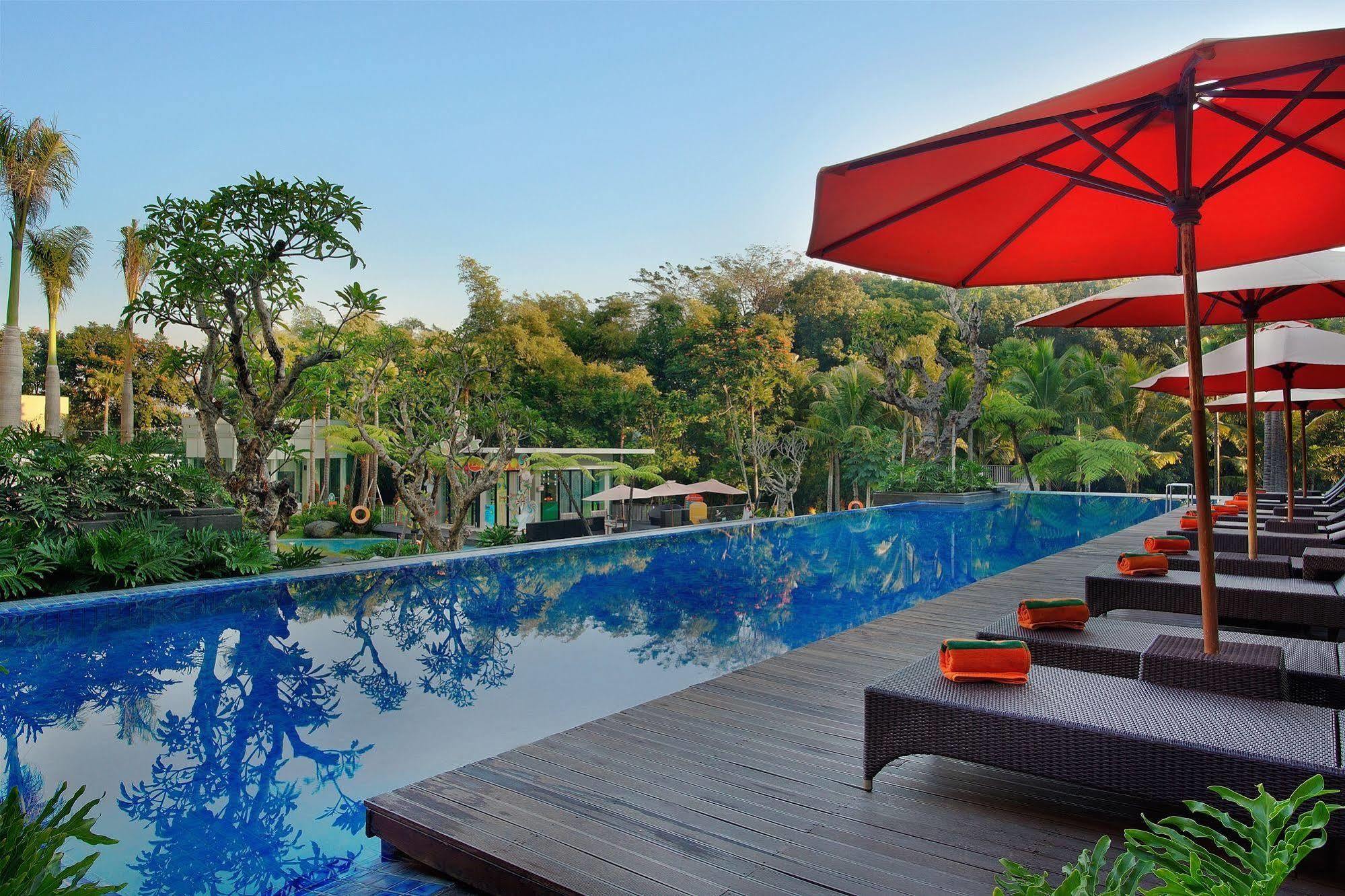 Harris Hotel & Conventions Malang Kültér fotó