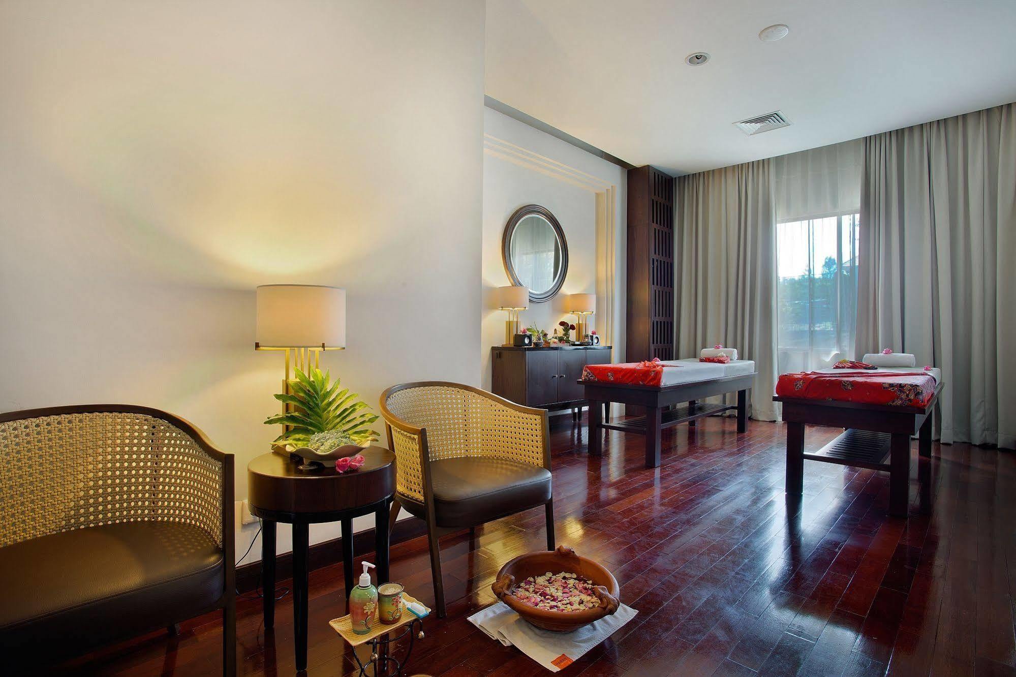 Harris Hotel & Conventions Malang Kültér fotó